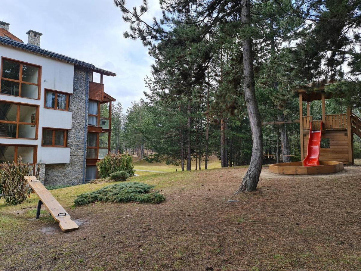 Pirin Golf Apartment Home With Private Garden Bansko Exteriör bild