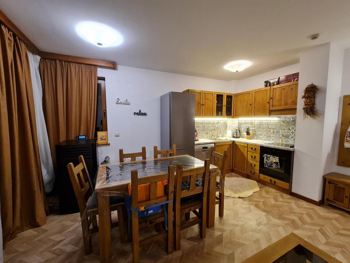 Pirin Golf Apartment Home With Private Garden Bansko Exteriör bild