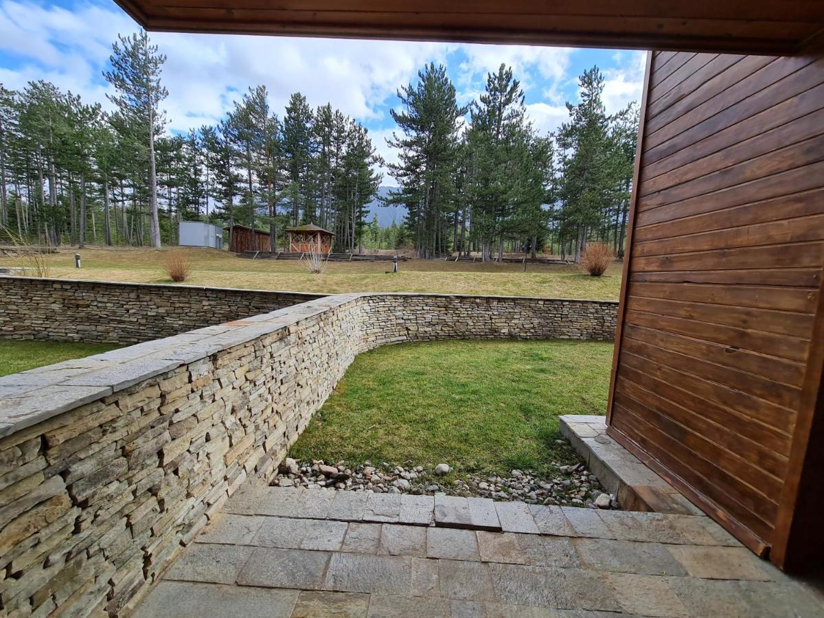 Pirin Golf Apartment Home With Private Garden Bansko Exteriör bild