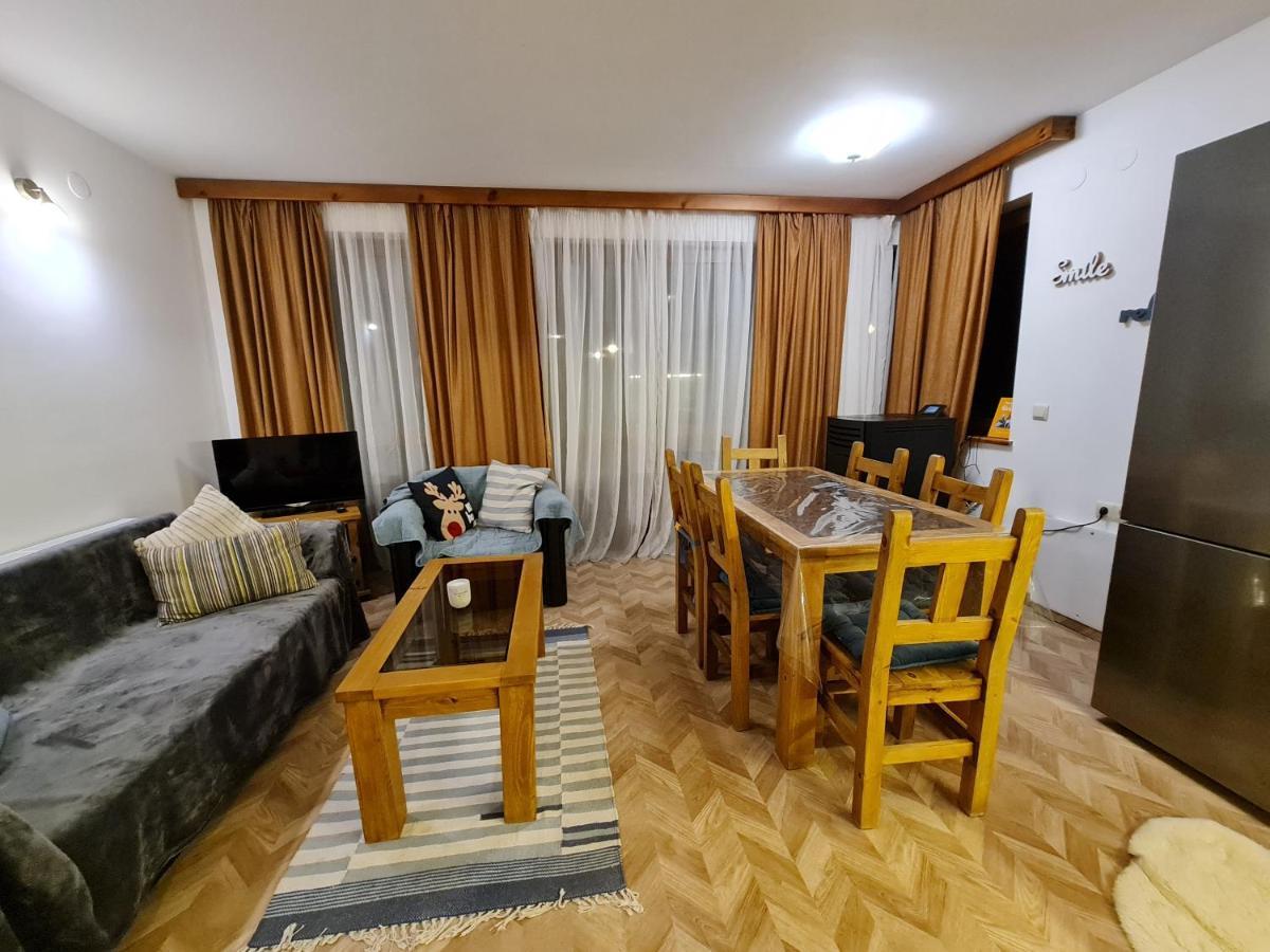 Pirin Golf Apartment Home With Private Garden Bansko Exteriör bild